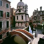 Apartment Ca' Della Carita'
