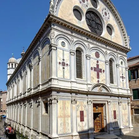 Ca' Della Carita'